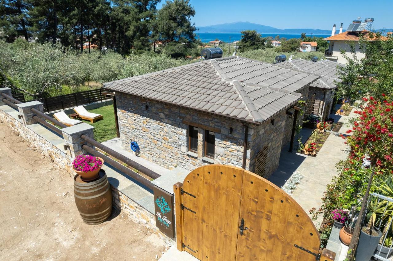 Вилла La Terra Petra Скала-Рахониу Экстерьер фото